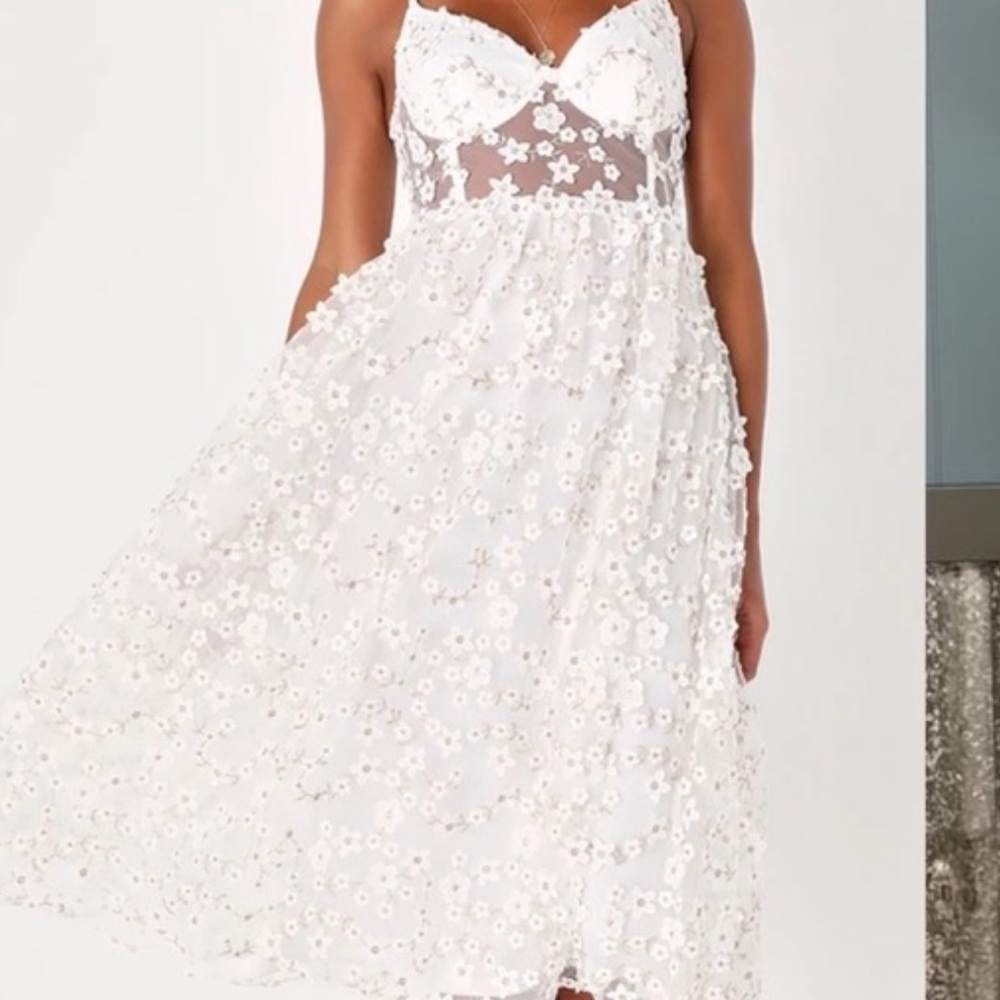 Lulu's Ivory Floral Midi Dress